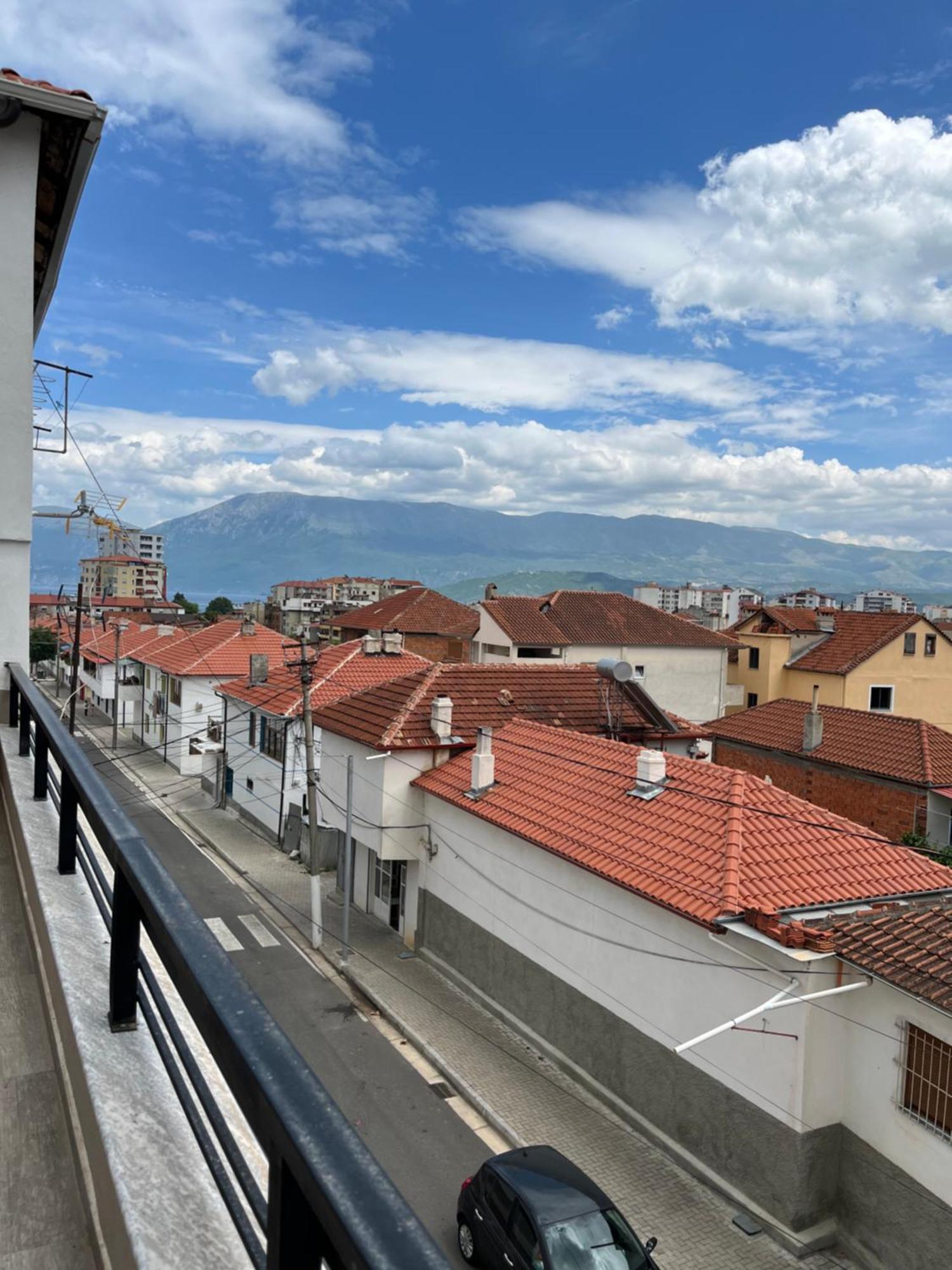 Ora Apartament Pogradec Exterior foto